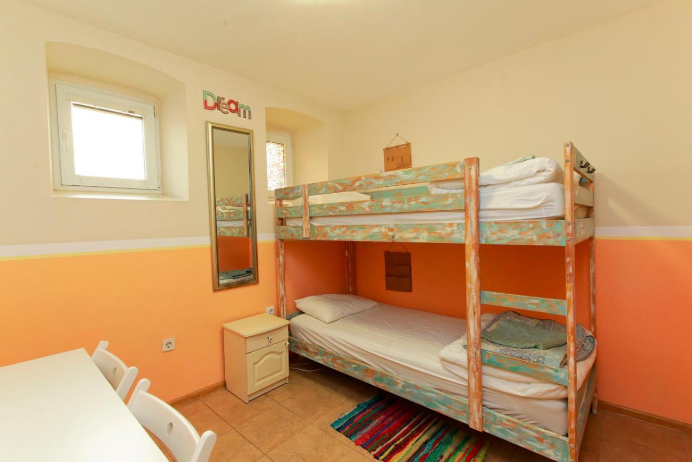 Nomado Hostel Varna Dış mekan fotoğraf